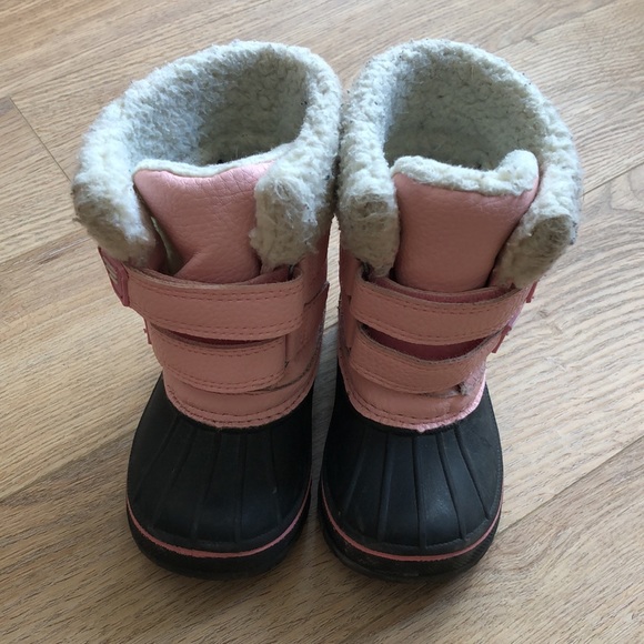 Joe Fresh toddler winter boots - Picture 2 of 5